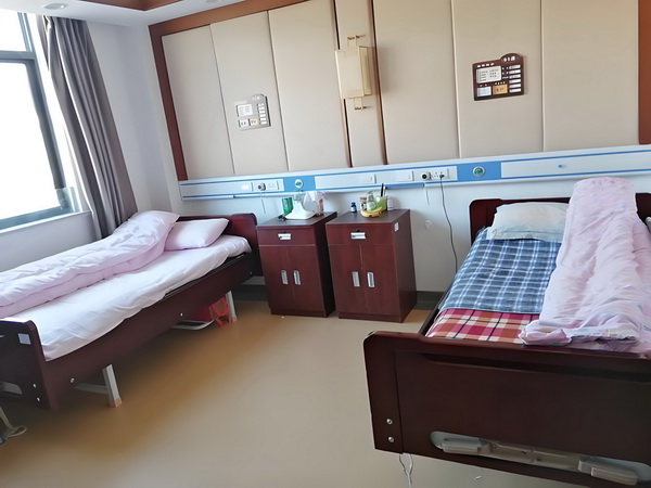 2025留学生深圳落户_这次被人民网“点名”的段奕宏，暴露真实处境，原来徐峥说的没错 这次被人民真实处境
