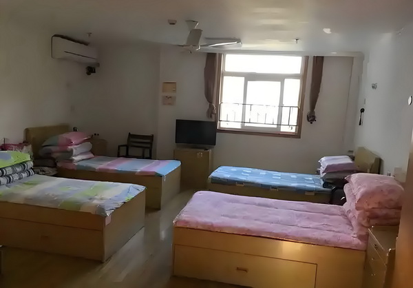 去年毕业今年要落户深圳怎么办_于佩尔：热爱永远不会消失 他们更习惯用信用费卡消